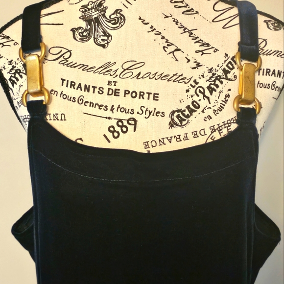 DARKEST EMERALD GREEN LINED DRESS!! FEELS LIKE CRUSHED VELVET 😍 - Picture 4 of 12